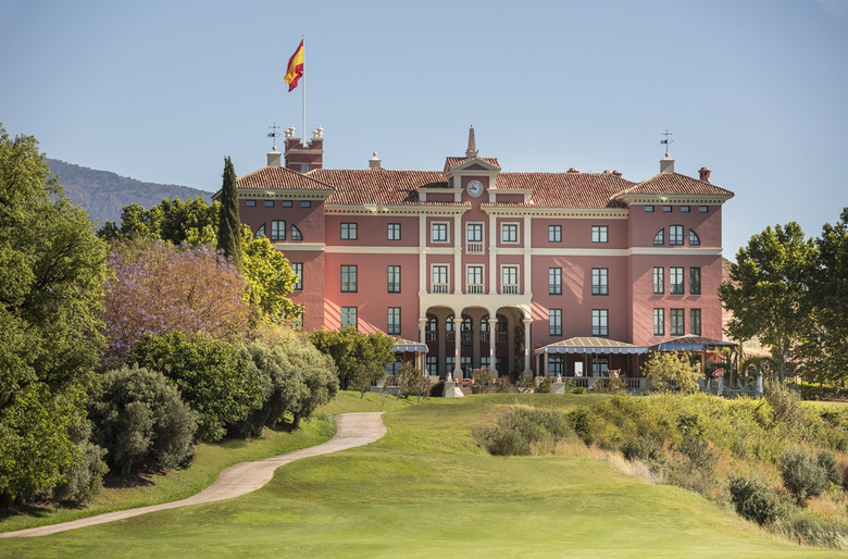 THE WORLD'S LARGEST LOYALTY PROGRAMME FOR INDEPENDENT HOTEL BRANDS IS REIMAGINED TO MEET EXPECTATIONS OF TODAY'S TRAVELLERS