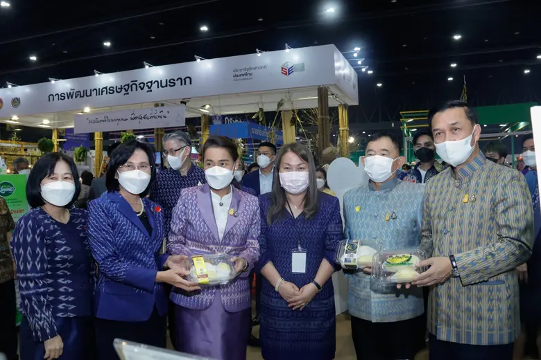 วว.ร่วมเป็นเกียรติในพิธีเปิดงานโอทอปไทย สู้ภัยโควิด-19 พร้อมโชว์ / จำหน่ายผลิตภัณฑ์ การพัฒนาผู้ประกอบการ ด้วย วทน.