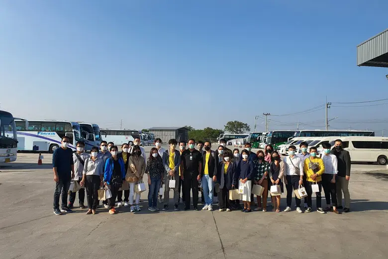 ATP30 นำคณะนักลงทุนเยี่ยมชมการดำเนินธุรกิจให้บริการรถรับส่ง จ.ชลบุรี