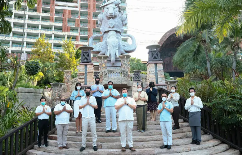 Centara Grand Mirage Beach Resort Pattaya welcome New Year 2022