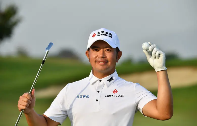 "ชาน ชิห์-ชาง" โปรไต้หวัน นำม้วนเดียวผงาดแชมป์ "รอยัลส์ คัพ 2022" "สดมภ์" เล่นสุดฝีมือคว้ารองแชมป์ร่วม