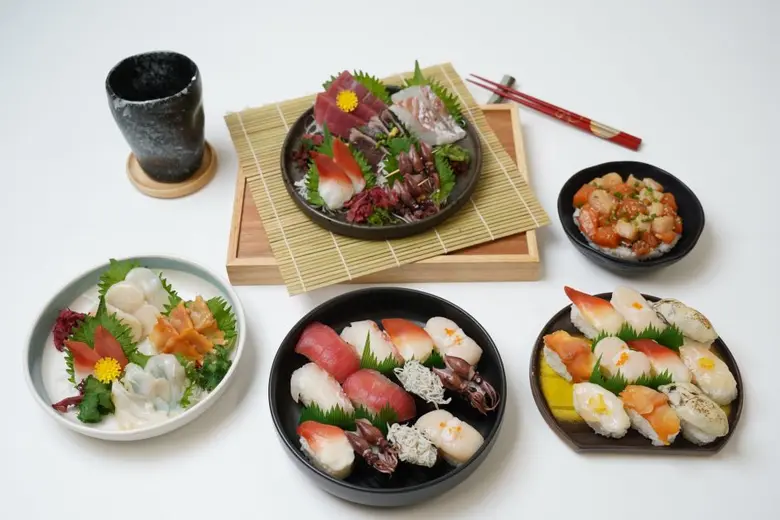 ฉลองครบรอบ 1 ปี ร้าน TAKA Marche (ทาคา มาร์เช่)  สาขาใจกลางเมืองกูร์เมต์ มาร์เก็ต ชั้น G  สยาม พารากอน