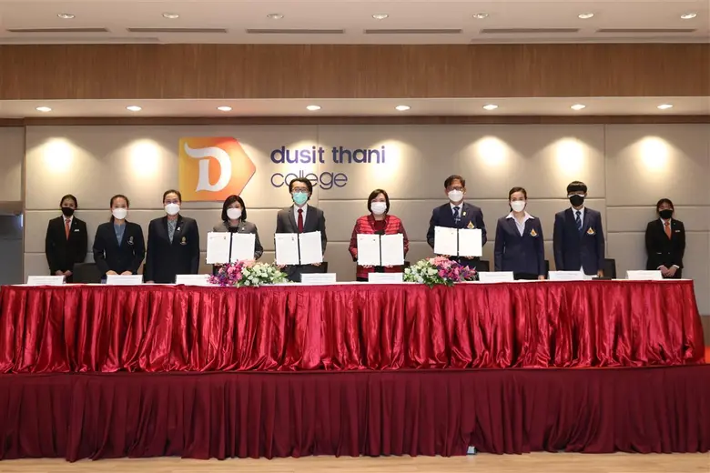 "ยกระดับมาตรฐานการศึกษาไทย" วิทยาลัยดุสิตธานี กับ โรงเรียนเตรียมอุดมศึกษาพัฒนาการ และโรงเรียนจอมสุรางค์อุปถัมภ์ ลงนามความร่วมมือทางวิชาการ?
