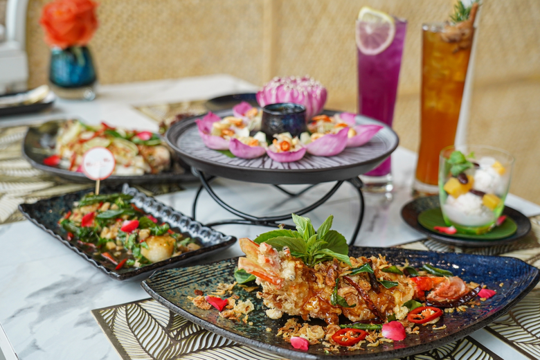 ไอคอนสยาม พร้อมเสิร์ฟสุดยอดเมนูความอร่อย จากร้าน Meals Me Thai Cuisine  ร้านอาหารไทยสไตล์โมเดิร์น รสชาติสุดจี๊ดโดนใจ