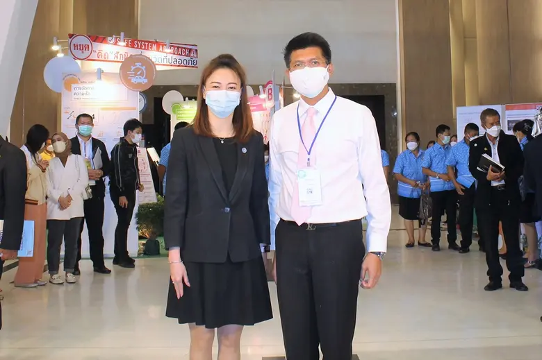 โรงแรมเซ็นทรา บายเซ็นทาราศูนย์ราชการ และคอนเวนชันเซ็นเตอร์ แจ้งวัฒนะ ให้การต้อนรับดร.สาธิต ปิตุเตชะ รัฐมนตรีช่วยว่าการกระทรวงสาธารณสุข