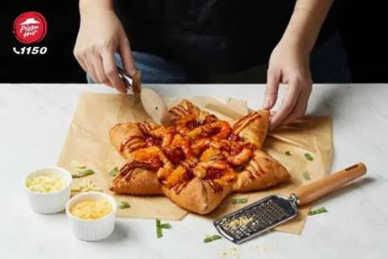 Chef Off Presents "Seafood Star Pizza" Tasty Bundles in One for Pizza Hut Customers
