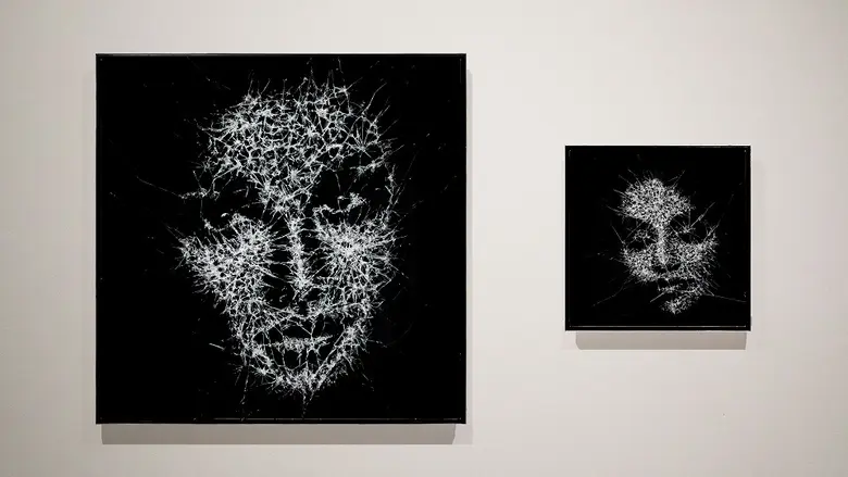 Aurum Gallery to open first solo artist exhibition with 'Shattered' by Swiss contemporary glass artist Simon Berger