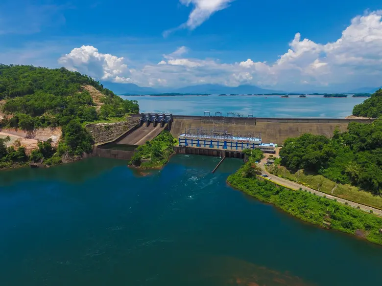 'ผลิต-ไฟฟ้าลาว' หรือ EDL-Gen มั่นใจผลงานปีนี้เติบโตโดดเด่น รับการผลิตกระแสไฟฟ้าเพิ่มจากปริมาณน้ำที่เพิ่มขึ้น คาดว่าดีเดย์เริ่มจำหน่ายไฟฟ้าให้เวียดนามล็อตแรก 104 เมกะวัตต์