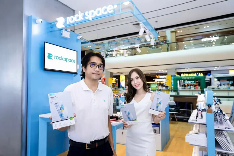The Latest Adhesive-Free UV Screen Protector Rock Space UV Cured Launches for the First Time in Thailand