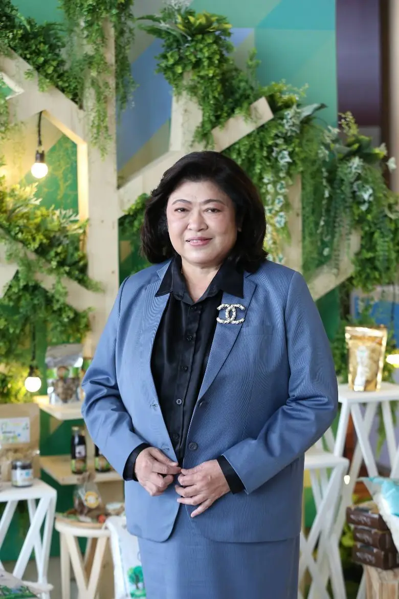 วช. มอบรางวัลนวัตกรรมสายอุดมศึกษา ประจำปี 2565 แก่ นิสิตจุฬาฯ "เพิร์ลสกิน : ครีมขัดผิวเกล็ดประกายมุก"  จากเปลือกหอยแมลงภู่เหลือทิ้ง ในงานมหกรรมงานวิจัยแห่งชาติ ที่ผ่านมา