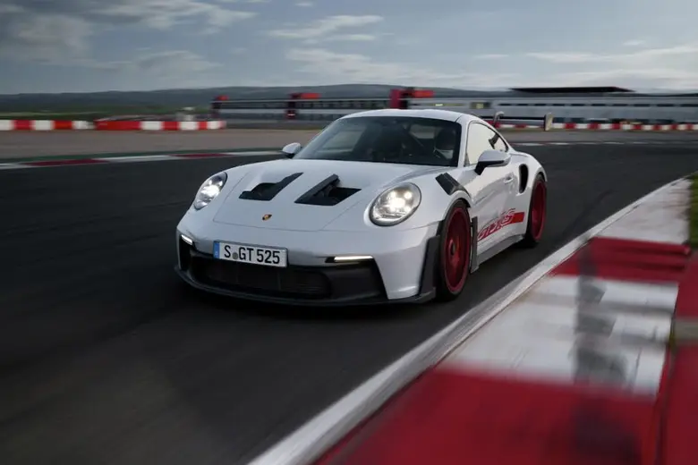Purpose-built for performance: the new Porsche 911 GT3 RS