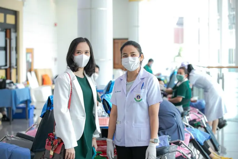 คณะวิทยาการจัดการ มหาวิทยาลัยสวนดุสิต ร่วมกับคณะแพทยศาสตร์ศิริราชพยาบาล มหาวิทยาลัยมหิดล จัดโครงการจิตอาสาบริจาคโลหิต "หนึ่งคนให้ สามคนรับ"