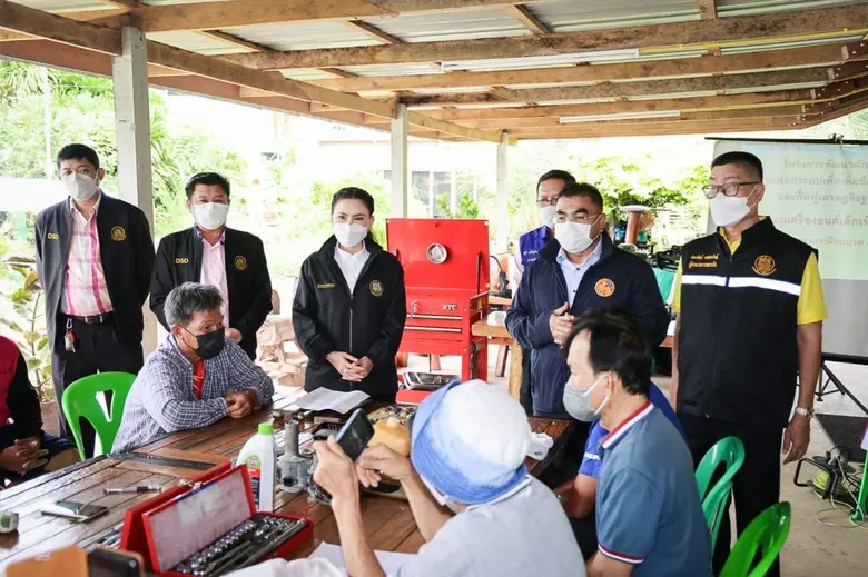 รมว.สุชาติ ส่ง 'ที่ปรึกษา'เปิดฝึกอบรมช่างซ่อมบำรุงเครื่องยนต์เล็กทางการเกษตร เพิ่มศักยภาพแรงงานนอกระบบ ฟื้นฟูเศรษฐกิจฐานราก