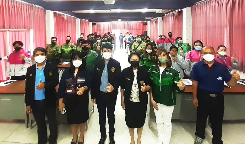 สำนักงานพัฒนาฝีมือแรงงานลำพูน เร่งขับเคลื่อน "โครงการส่งเสริมอาชีพผู้ประกอบอาชีพผู้ขับขี่รถจักยานยนต์ในการขนสินค้า (Rider)"