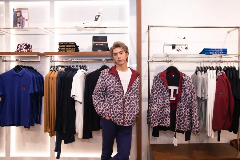 Tommy Hilfiger เฉลิมฉลองสาขาใหม่ล่าสุด ณ Central Embassy พร้อมเปิดตัวคอลเลกชัน TH Monogram ผสานกลิ่นอายของ American Heritage เข้ากับ Classic Prep อย่างลงตัว