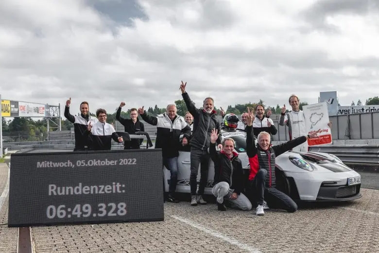 Porsche 911 GT3 RS completes the 'ring in 6:49.328 minutes