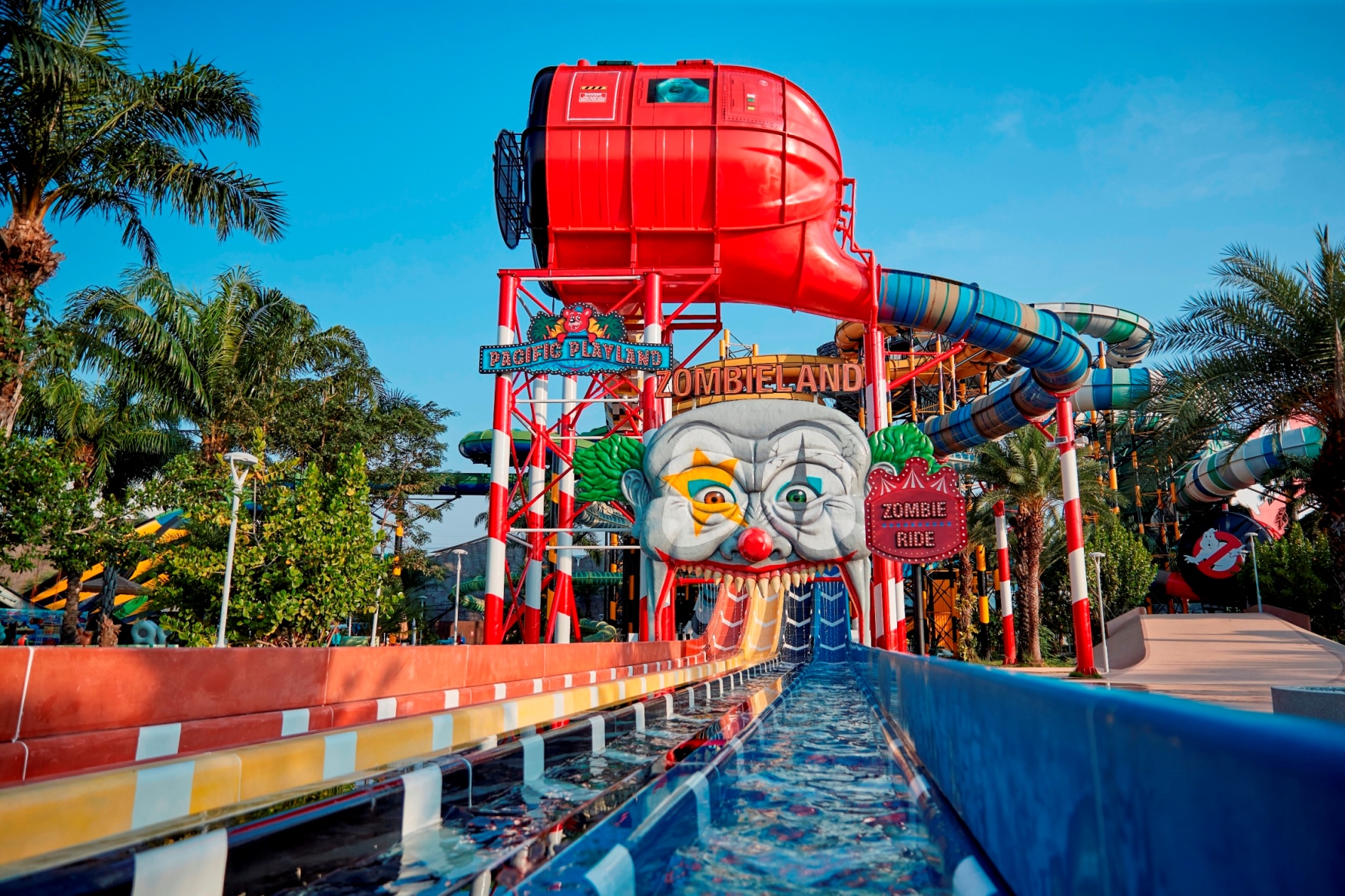 Coca-Cola and Columbia Pictures Aquaverse team up as the world's first Columbia Pictures theme &amp; waterpark opens in Pattaya!