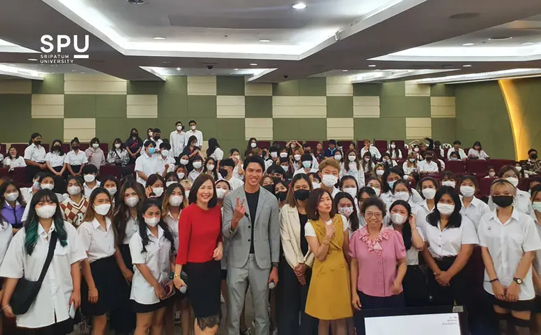 DEK บริหารธุรกิจ SPU เรียนรู้ "ถอดวิธีคิดธุรกิจ เจ้าของแบรนด์ YUEDPAO (ยืดเปล่า)" ผ่านโครงการ The Business Professional