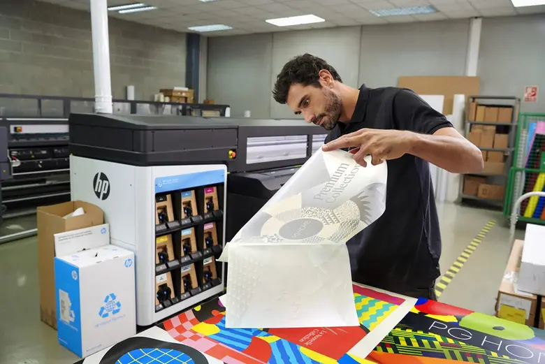 Extraordinary efficiency and application potential for PSPs, as HP launches latest large format offerings