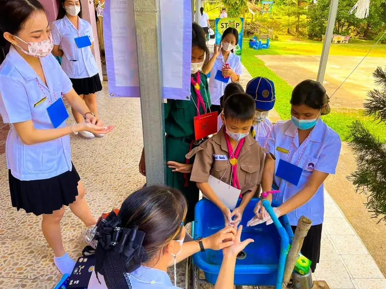 คณะสาธารณสุขศาสตร์ สาขาวิชาอนามัยชุมชน ม.พะเยา ลงพื้นที่ส่งเสริมสุขอนามัยในโรงเรียน