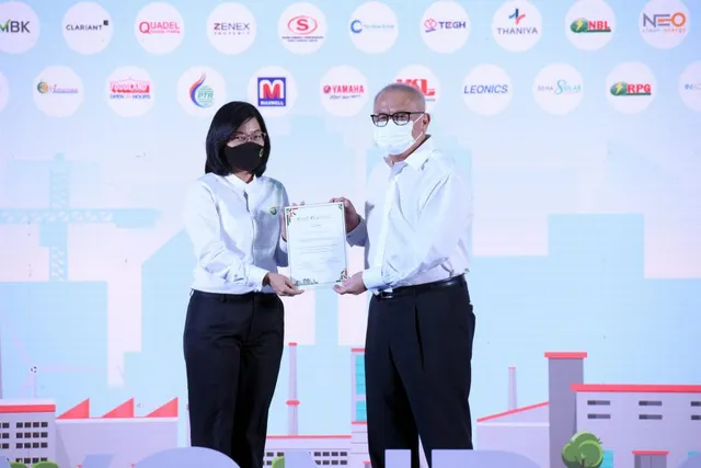 บางจากฯ ร่วมประกาศเจตนารมณ์เครือข่ายอนุรักษ์พลังงาน "Energy Beyond Standards"  และรับมอบใบประกาศเจตนารมณ์จาก รมว.พลังงาน