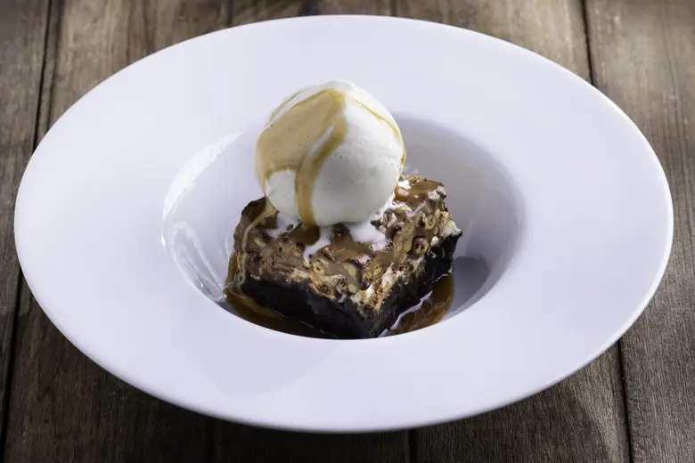 Special Drink and Sweet Treat for the months of January-February 2023 "Marshmallow Crunch Brownies" and "Iced Coffee Romano" at Cafe Kantary
