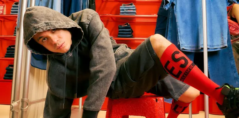 DIESEL เปิดตัวแฟล็กชิปสโตร์ใหม่ล่าสุด! บนชั้น 1 ศูนย์การค้าเซ็นทรัลเวิลด์ชูแนวคิด 'For Successful Living' สะท้อนดีเอ็นเอสุดแกร่ง
