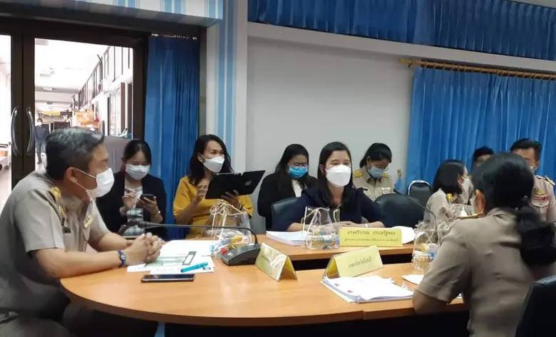 สพร. 32 จันทบุรี ร่วมกับสำนักงานเกษตรและสหกรณ์จังหวัดจันทบุรี ประชุมหารือกับหน่วยงานภาครัฐ ภาคเอกชน ผู้มีส่วนได้เสียที่เกี่ยวข้อง ในการจัดทำมาตรฐานฝีมือแรงงานสาขานักคัด นักตัดทุเรียน
