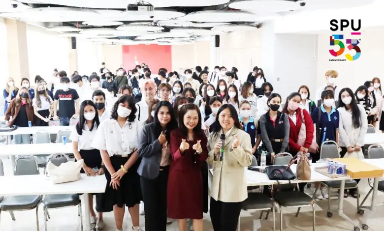 สาขาวิชาการบริหารและการจัดการสมัยใหม่ SBS SPU จัดกิจกรรม "Love &amp; Care. รักและห่วงใย จากใจอาจารย์ที่ปรึกษา"