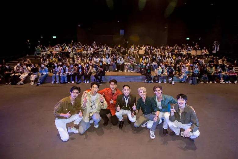 iQIYI (อ้ายฉีอี้) จัดให้สมาชิก iQIYI VIP ใกล้กว่าที่คิด อินกว่าที่เคย ในกิจกรรมดูซีรีส์เรื่อง เชือกป่าน ตอนสุดท้ายกับนักแสดง