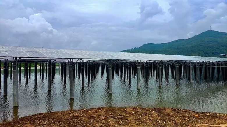 ทรินา โซลาร์ ส่งโมดูลผลิตไฟฟ้าป้อนโครงการประมงระบบพลังงานแสงอาทิตย์ขนาด 100MW