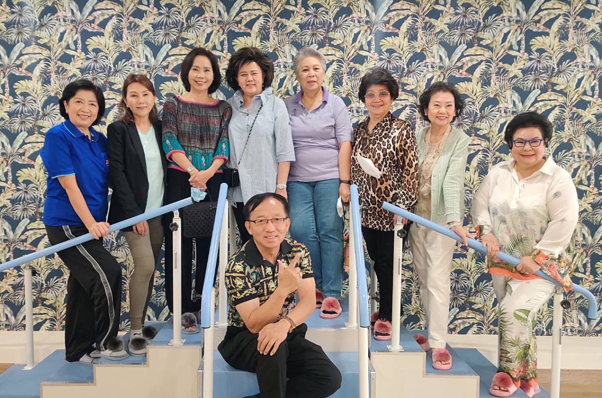 ผู้บริหาร TM นำทีมผู้พิพากษาสมทบ เยี่ยมชม "The Parents Nursing Home"