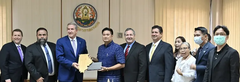 กรมวิชาการเกษตร หารือ NASDA สหรัฐอเมริกา ส่งเสริมการค้าสินค้าเกษตรไทย-สหรัฐ พร้อมความร่วมมือและนวัตกรรมทางการเกษตรการเปลี่ยนแปลงสภาพภูมิอากาศ ลดการปลดปล่อยก๊าซเรือนกระจกในภาคเกษตร และ การส่งออกผลไม้สด