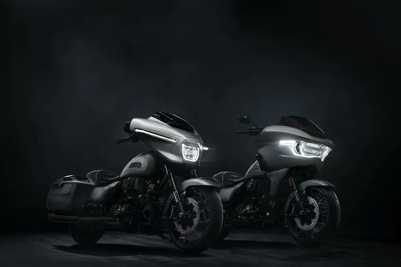 HARLEY-DAVIDSON INTRODUCES ALL-NEW CVO(TM) MODEL MOTORCYCLES