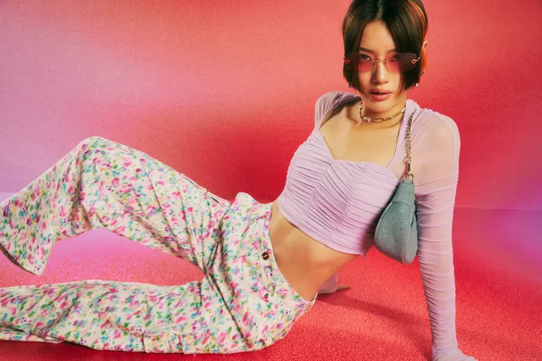 JASPAL ชวนอัปเดตเทรนด์แฟชั่น Y2K แบบสุดฮอต คว้า หลิน-มชณต ถ่ายทอดคอลเลกชั่น "The Vibe of Y2K with Linn Mashannoad"