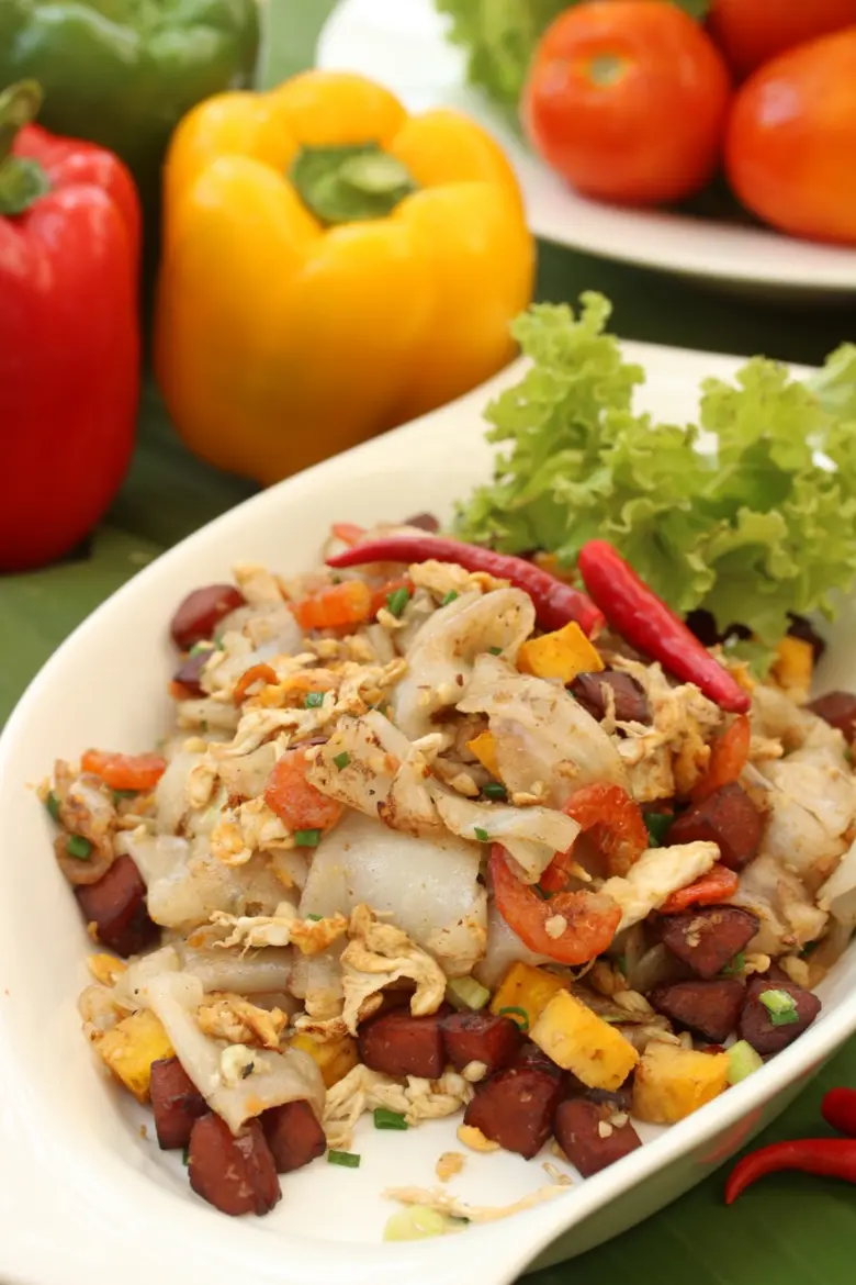 Get your 'Pad Ngor Ngae' in a row from the Netflix film 'Hunger' at Oasis restaurant