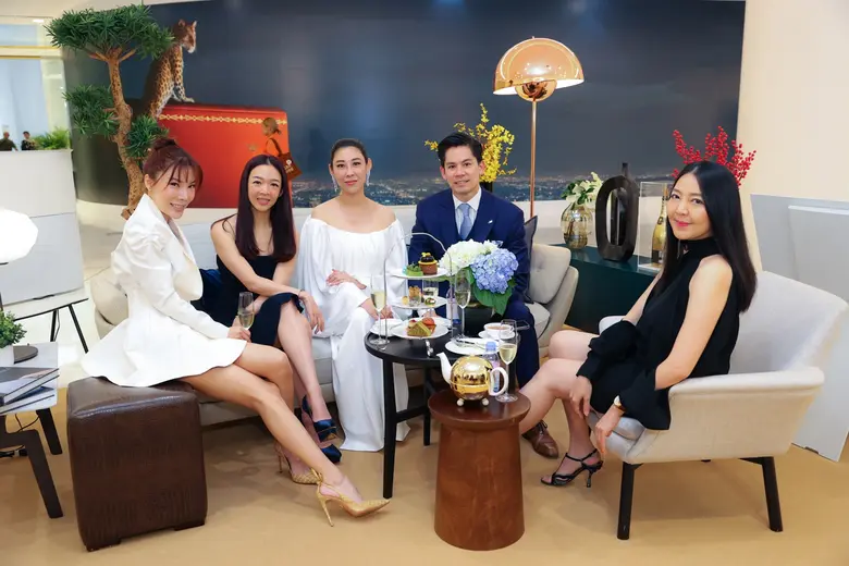 เซเลบริตี้ดังร่วมงานเปิดตัว 'Pop-Up Lounge' ที่ ดิ เอ็มโพเรียม กับข้อเสนอดีอย่างไม่เคยมีมาก่อนจาก RML