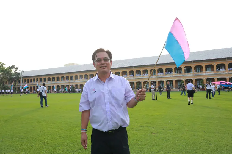 "พิษณุพร อุทกภาชน์" บอสใหญ่ บมจ.เคหะสุขประชา รุ่นพี่สวนกุหลาบรุ่น 96 รับน้องม.1 เปิดเทอมใหญ่หัวใจว้าวุ่น กับ "วันมหัศจรรย์สุภาพบุรุษสวนกุหลาบ"
