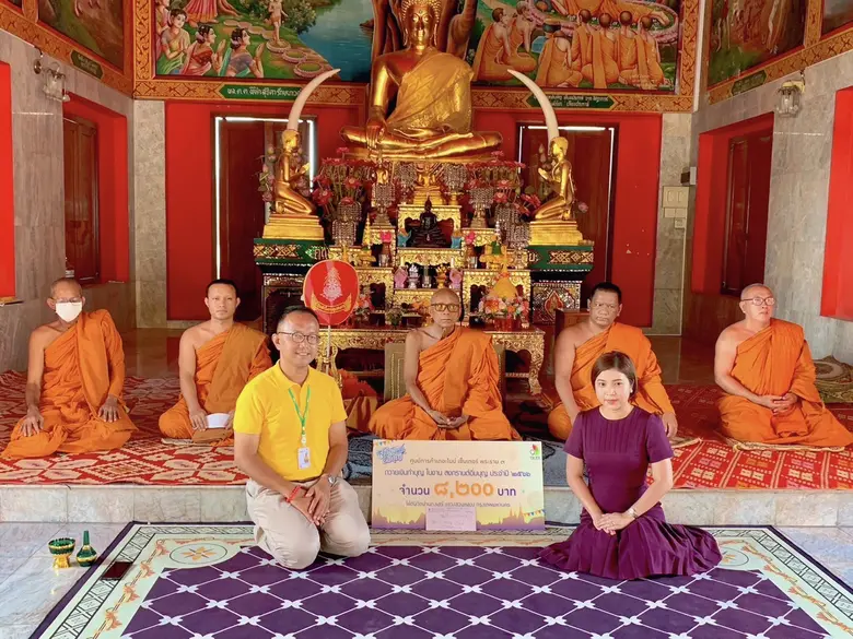 เดอะไนน์ เซ็นเตอร์ พระราม 9 ถวายเงินทำบุญ ในงานสงกรานต์อิ่มบุญ ประจำปี 2566 ให้กับวัดบ้านทุ่งเสรี เขตสวนหลวง