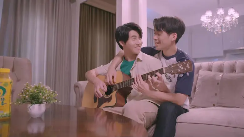 "เปปเปอร์ พงศ์ภัทร์" เปิดเกมรุกจีบ "กะก้อง มนตรี" สาดเคมีใหม่สุดฟิน ในซีรีส์ "ไดโนซอร์รัก" เริ่ม 25 มิ.ย.นี้ ทาง อมรินทร์ทีวี เอชดี ช่อง 34