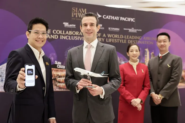 สยามพิวรรธน์ ผนึกพันธมิตรกับคาเธ่ย์ แปซิฟิค ให้สมาชิกได้รับสิทธิประโยชน์มากยิ่งกว่าเดิมได้ในทุกๆวัน และทุกครั้งที่เดินทางบนเที่ยวบิน