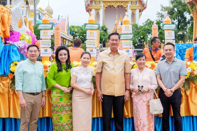 พี อาร์ จี คอร์ปอเรชั่น ถวายเทียนพรรษาและข้าวมาบุญครอง ให้กับ 4 วัด ในพื้นที่เทศบาลเมืองบางกะดี ปทุมธานี