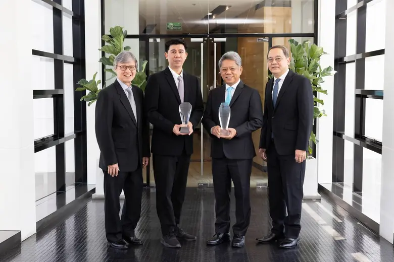 โฮมโปร คว้า 2 รางวัล : Outstanding CEO , CFO ในงาน IAA Awards for Listed Companies 2022 - 2023 สะท้อนวิสัยทัศน์อันเป็นเลิศในการบริหารจัดการธุรกิจและการเงิน