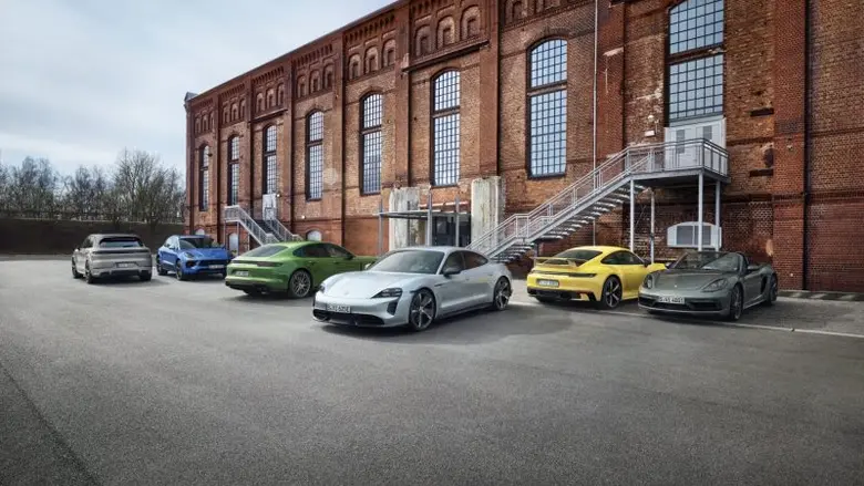 Porsche delivers 242,722 vehicles in the first nine months