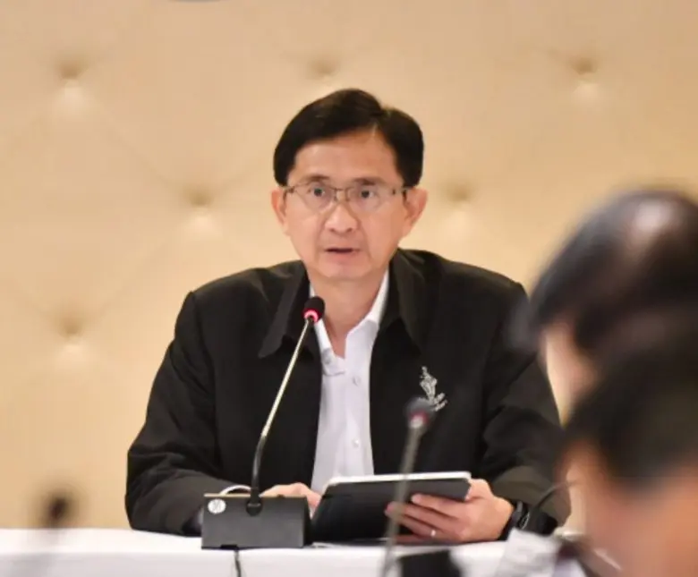 กทม.-หน่วยงานสาธารณูปโภคร่วมวางแผนรื้อย้ายสิ่งกีดขวางบนทางเท้าถนนสุทธิสารวินิจฉัย