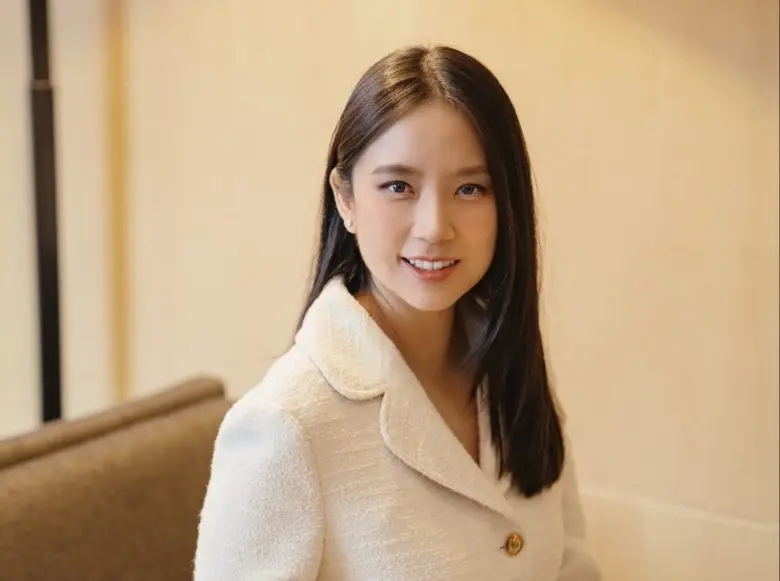 เปิดตัวแม่ทัพคนใหม่แห่งห้างเซ็นทรัล-โรบินสัน คุณโอ๊ด-ณัฐธีรา บุญศรี ขึ้นรับตำแหน่งประธานเจ้าหน้าที่บริหาร (CEO) อย่างเป็นทางการ