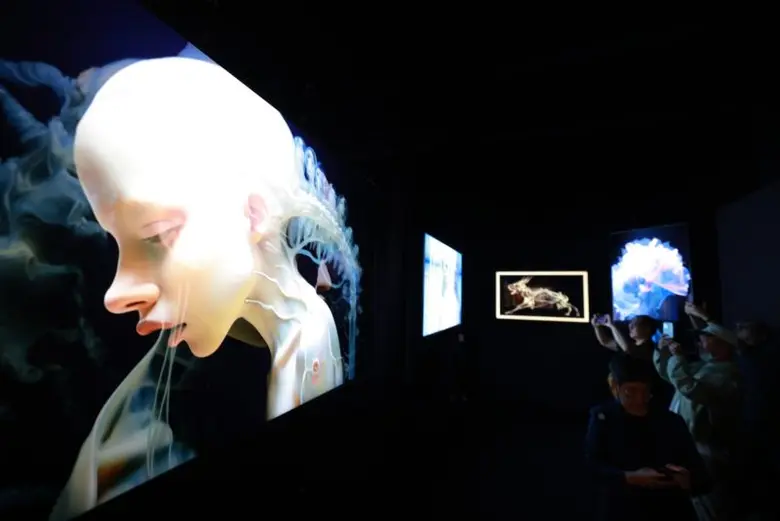 Digital Canvas Unleashed: 0010X0010 and Samsung Redefine Art