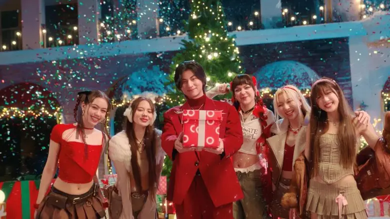 เซ็นทรัล ปล่อยซิงเกิ้ลใหม่ น่ารักจัดเต็ม "กลัฟ คณาวุฒิ" feat. "VIIS" รับเทศกาลความสุขส่งท้ายปี "The Great Celebration (สุขข้างกันทุกโมเมนต์)" ชวนคนไทยเต้นเพิ่มสกิลความคิ้ว ให้ใจฟูและแฮปปี้