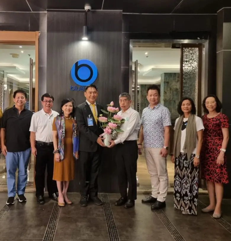 กลุ่ม วปอ. จัดงานเลี้ยงแสดงความยินดี ผอ.หลักสูตร ณ ห้องอาหารบลูสกาย เซ็นทาราแกรนด์ เซ็นทรัลพลาซา ลาดพร้าว