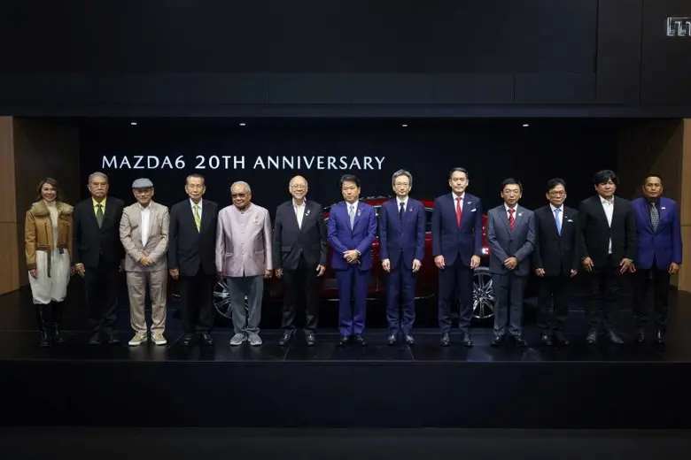 บูธมาสด้าสุดคึกคักประชาชนหลั่งไหลชม Mazda6 รุ่นพิเศษ พร้อมสัมผัสรถยนต์มาสด้าครบทุกรุ่นรับโปรโมชั่นสุดคุ้มส่งท้ายปี